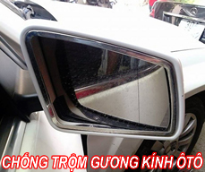 kinh-sau_kinh-lung_bao-ve-guong-kinh-chieu-hau-oto